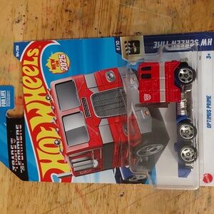 Hot Wheels Transformers Optimus Prime New